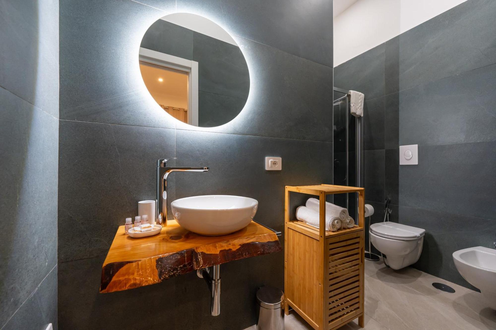 R&D Scassacocchi Apartments 15 نابولي المظهر الخارجي الصورة