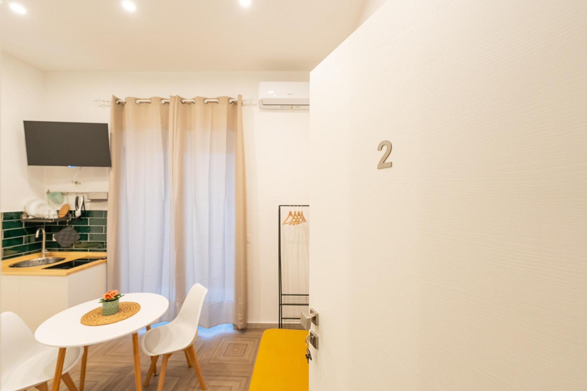 R&D Scassacocchi Apartments 15 نابولي المظهر الخارجي الصورة